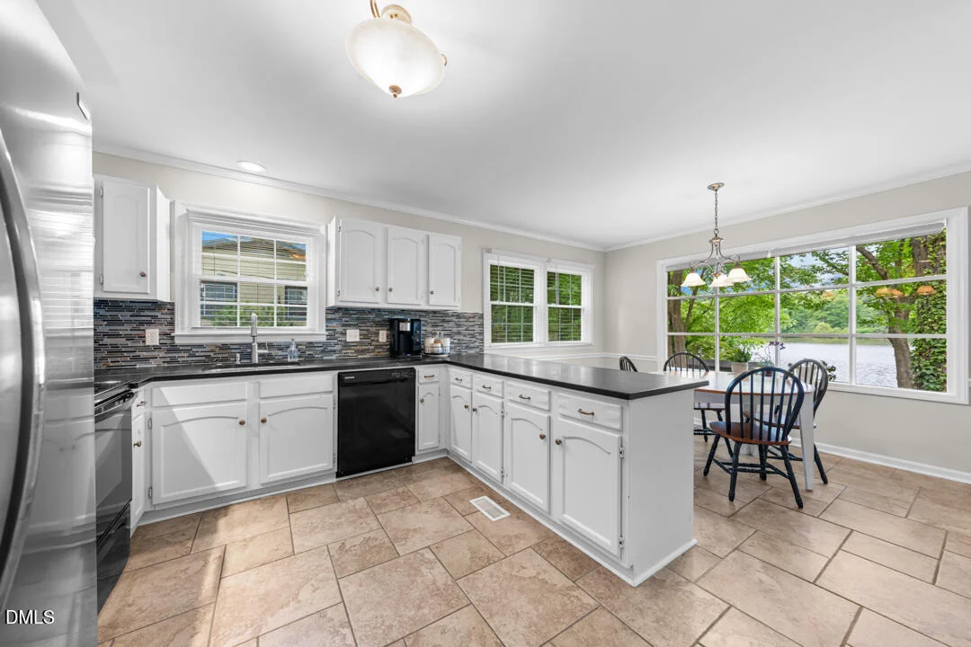 Photo of 5408 Newhall Road