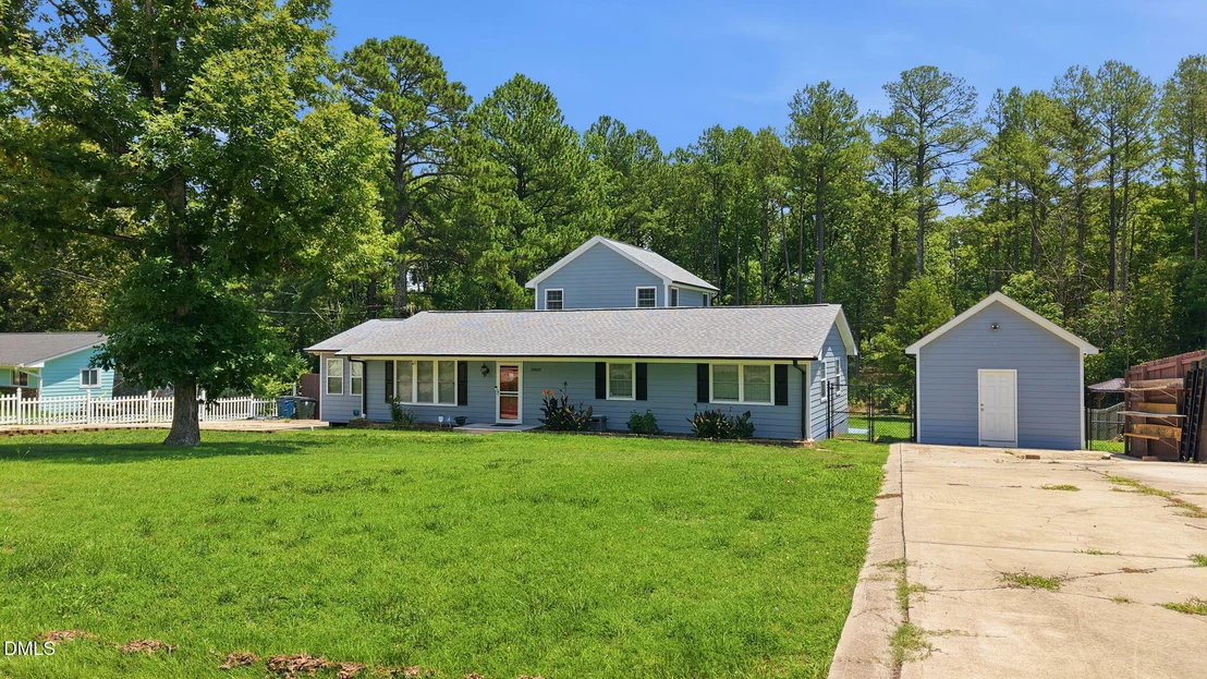 Photo of 2800 Davie Drive