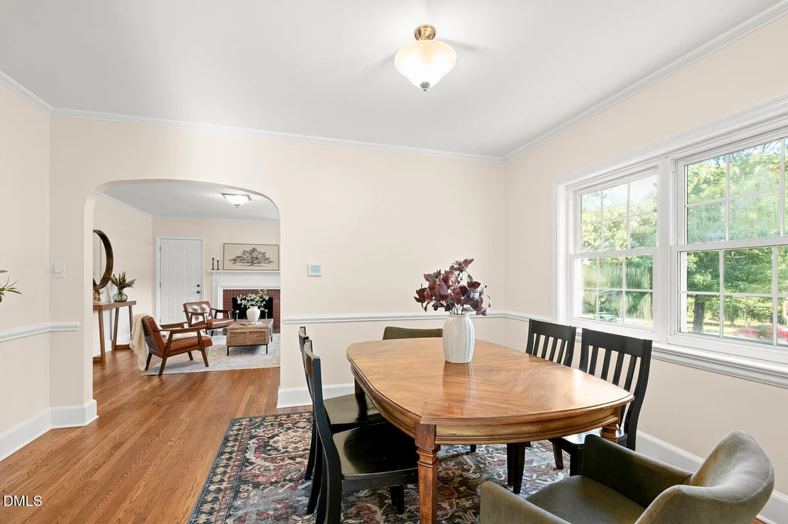 Photo of 2720 University Drive