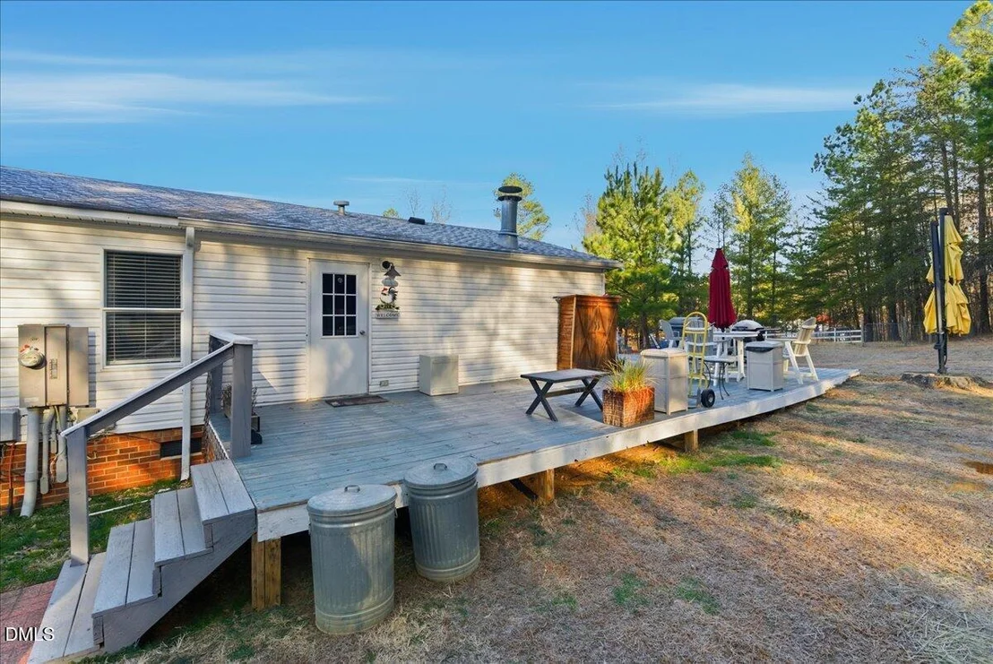 Photo of 1190 Little Mountain Road