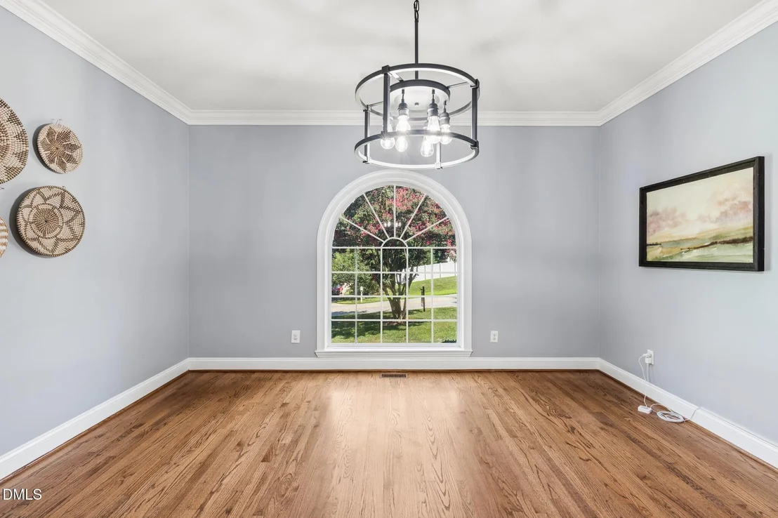 Photo of 2103 W Marilyn Circle