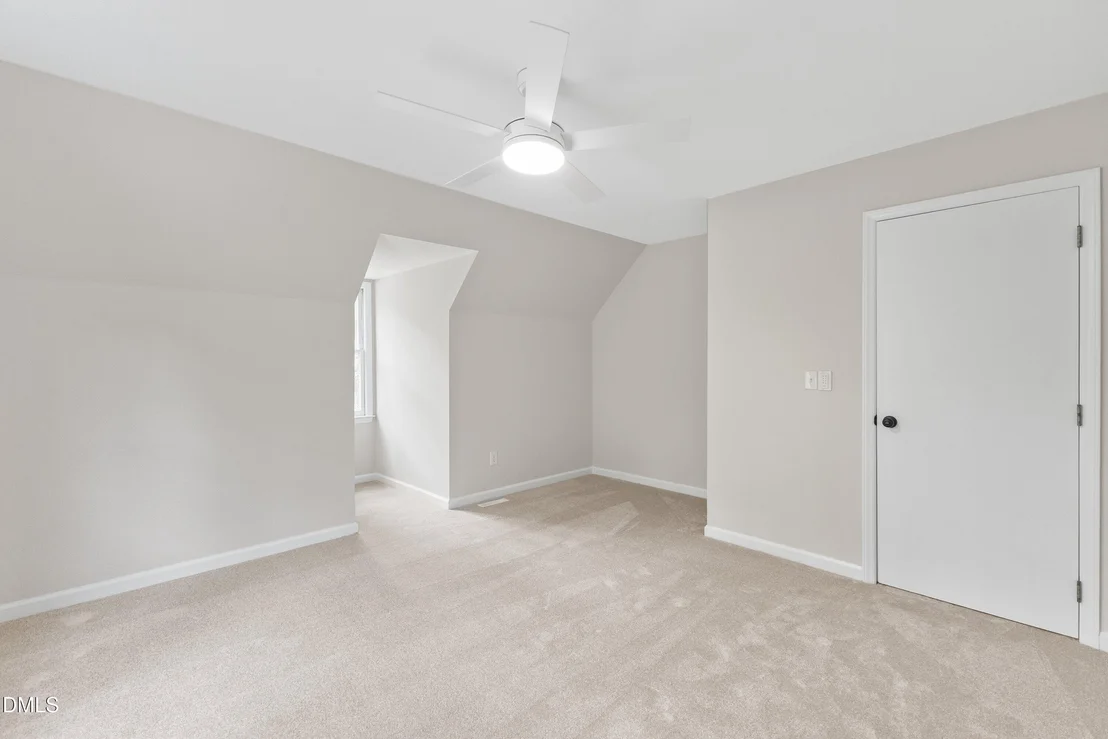 Photo of 1412 Valley Run