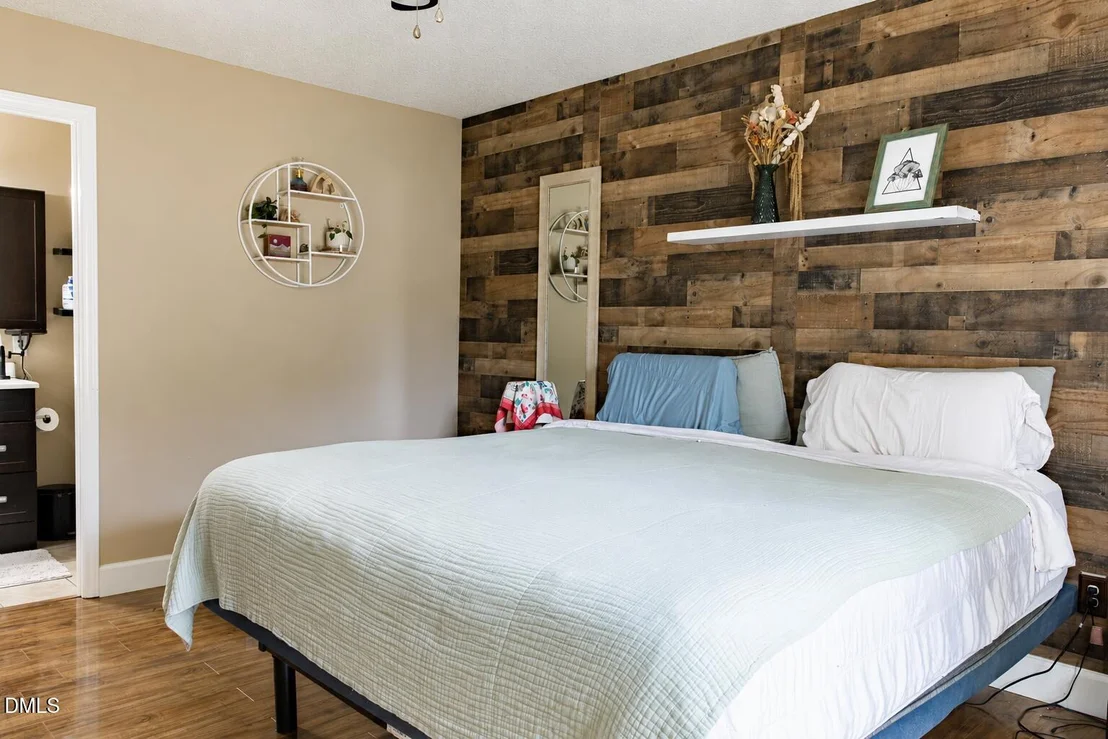 Photo of 13016 Meadow Ridge Drive