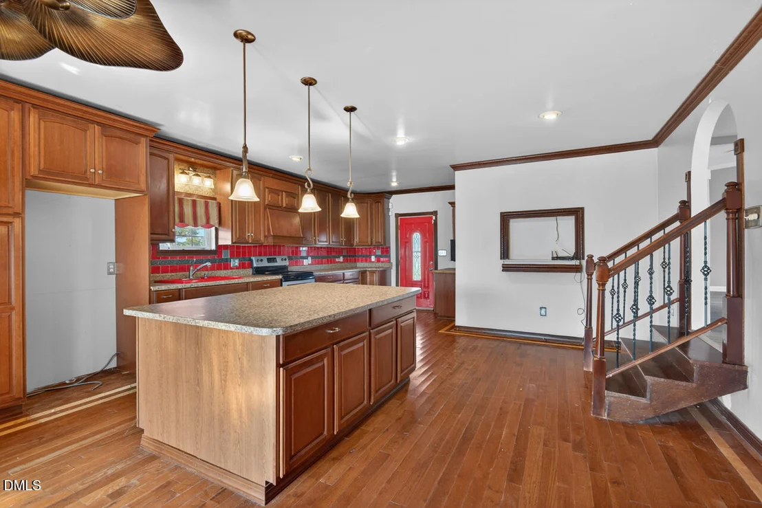 Photo of 1622 Lancaster Road