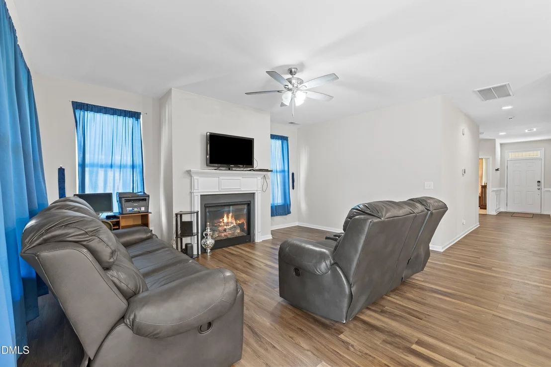 Photo of 77 Carbone Lane