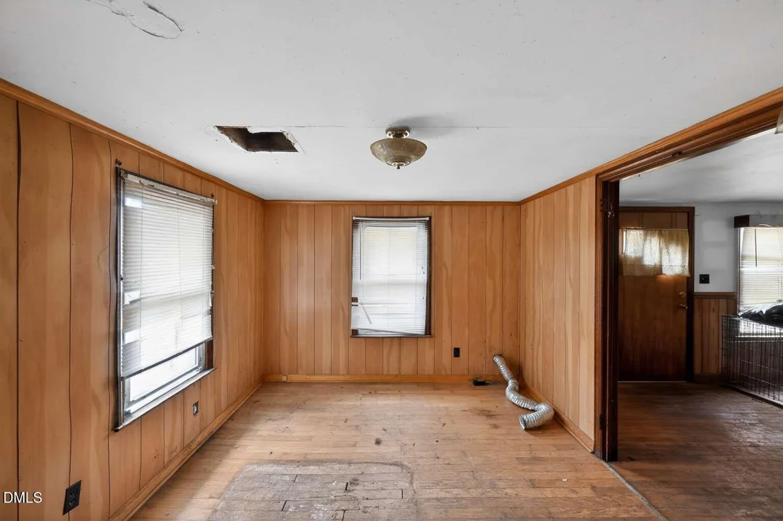 Photo of 13004 Powell Road