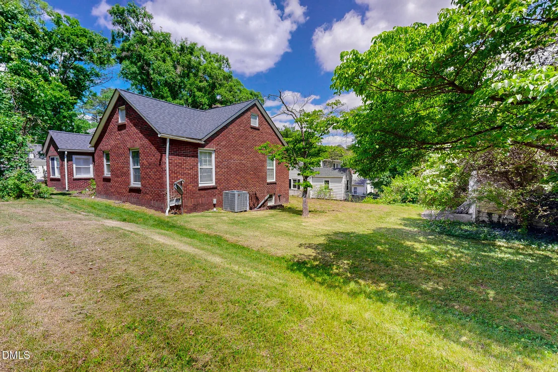 Photo of 208 Forestwood Drive
