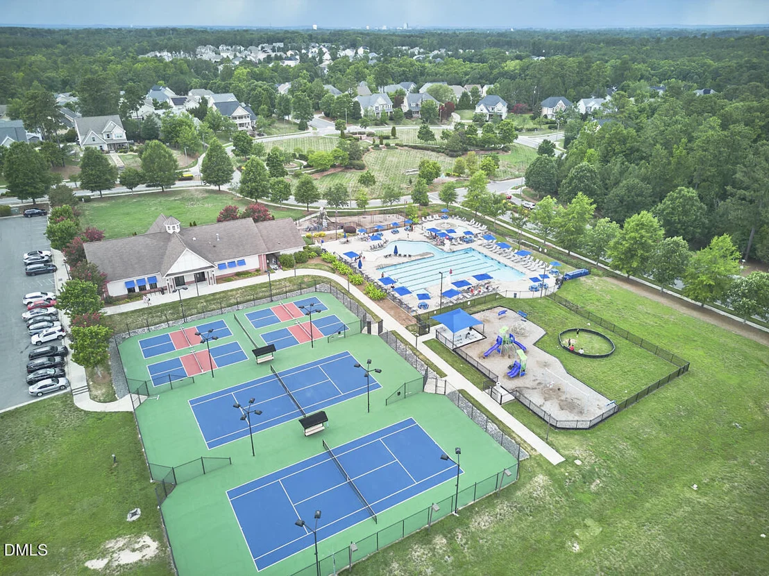 Photo of 2106 Hemlock Hill Drive