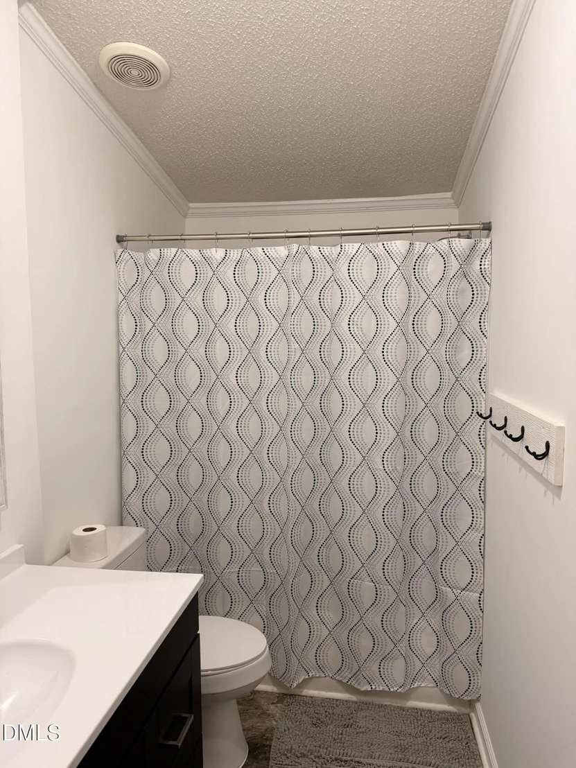 Photo of 3824 Poplar Drive