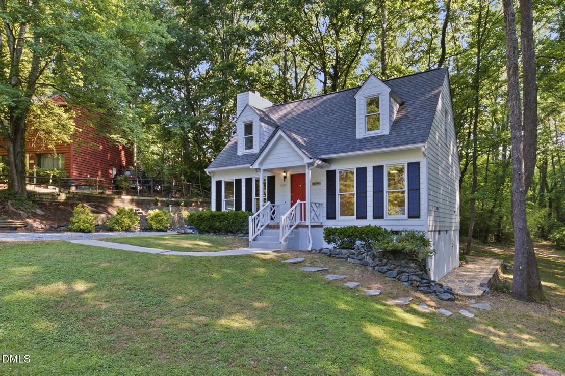 Photo of 1615 Valley Run