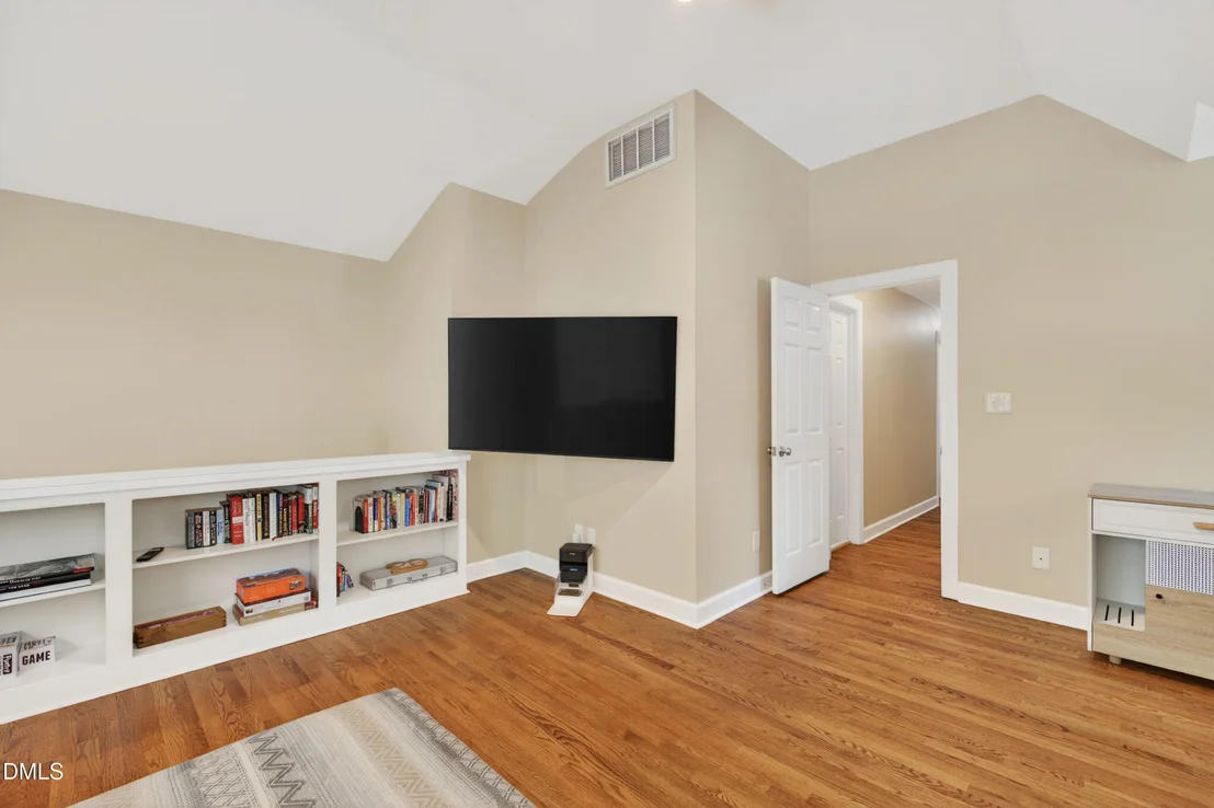 Photo of 113 Stoneleigh Drive