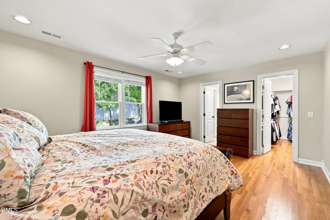 Photo of 10101 Hallberg Lane
