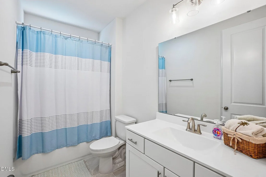 Photo of 1022 Hillside Falls Drive