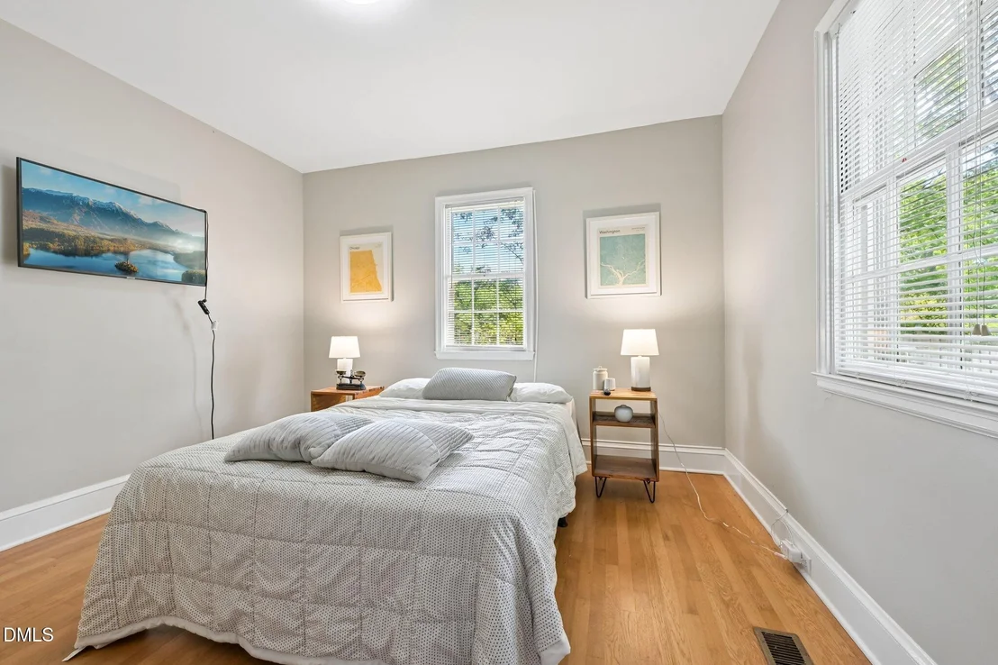 Photo of 3016 Hope Valley Road