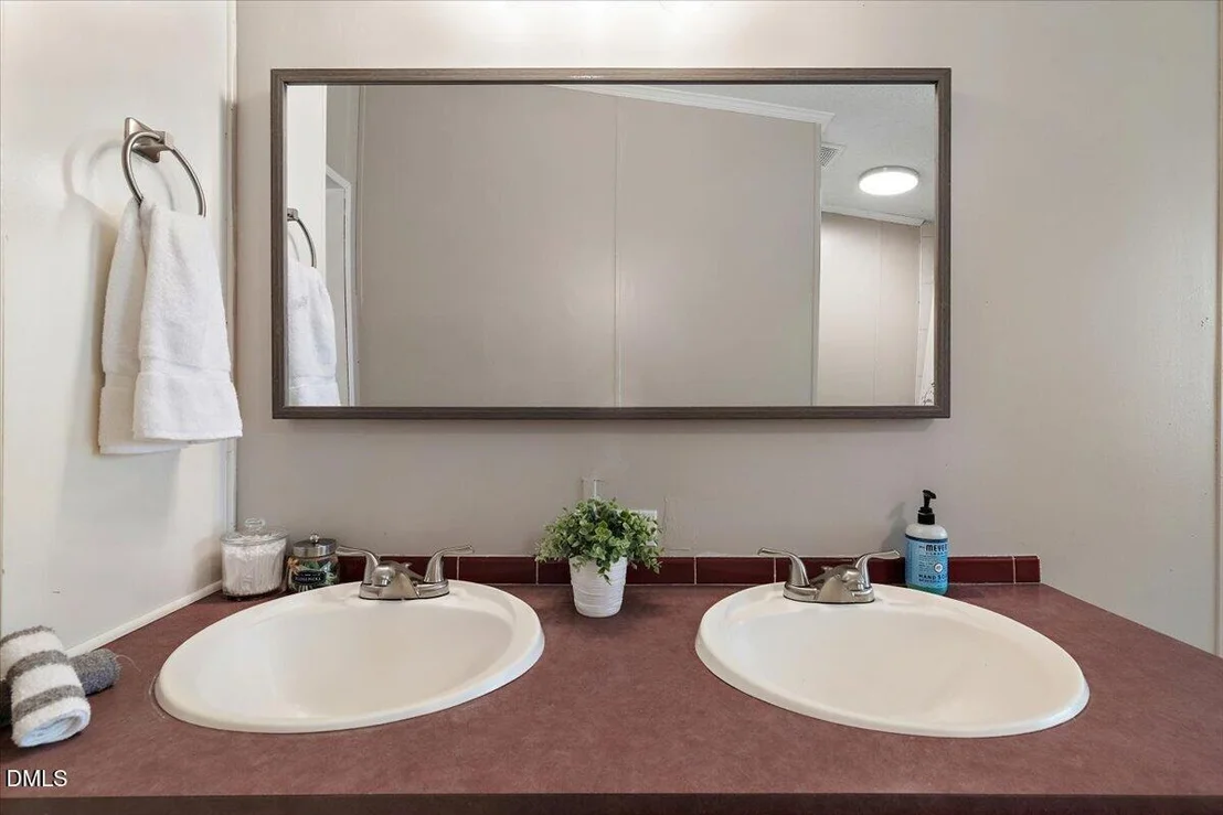 Photo of 333 Hunters Edge Drive