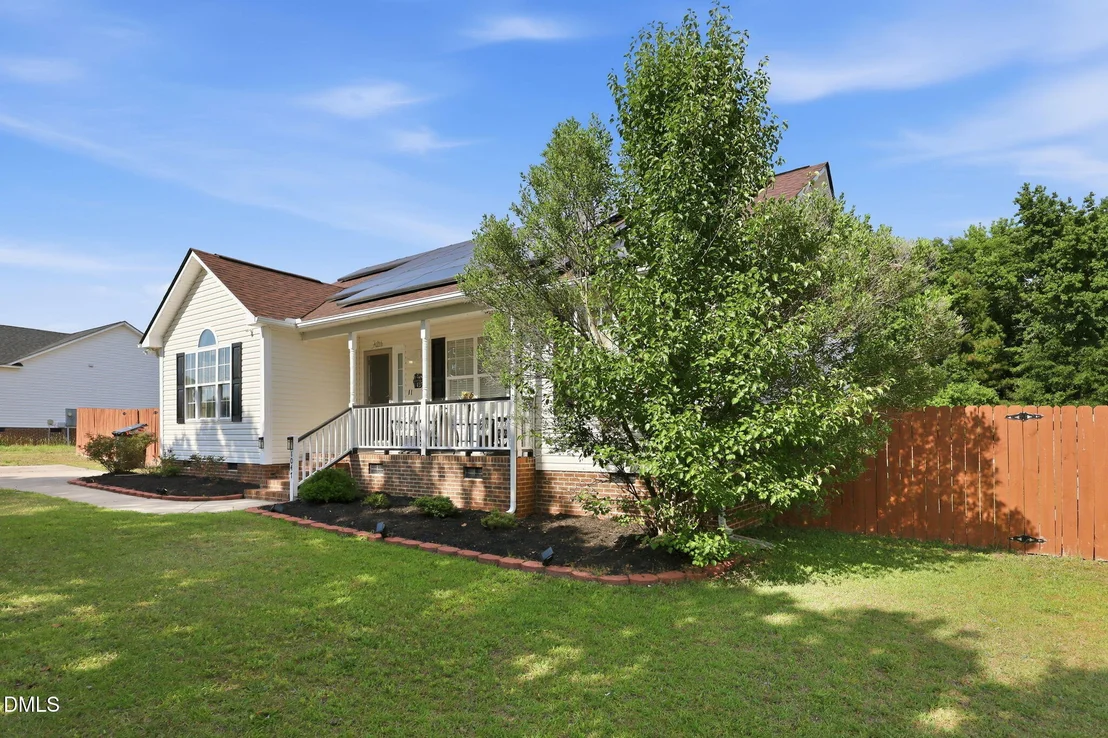 Photo of 1047 Smith Road