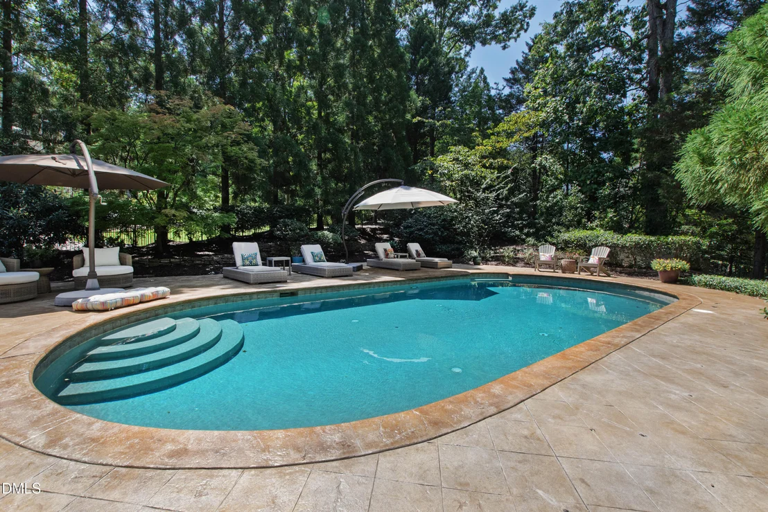 Photo of 113 Richelieu Drive