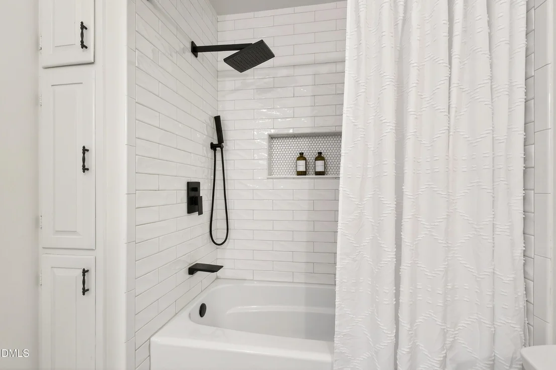 Photo of 1001 Pebblebrook Drive