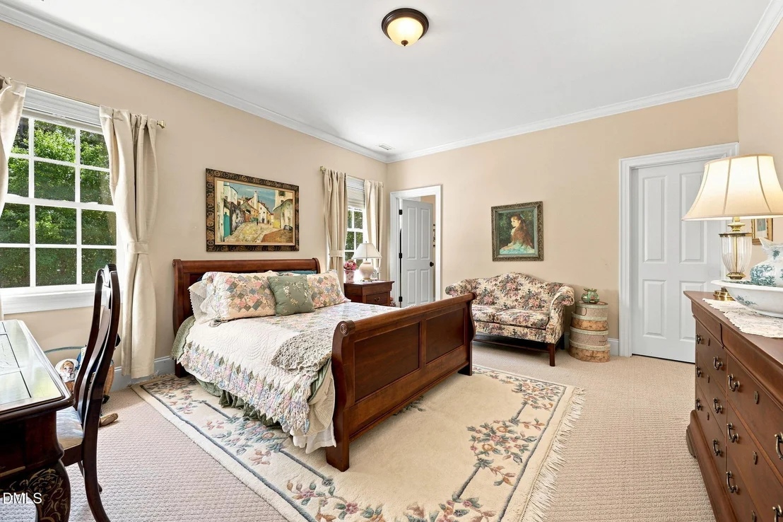 Photo of 6102 Treyburn Point Drive