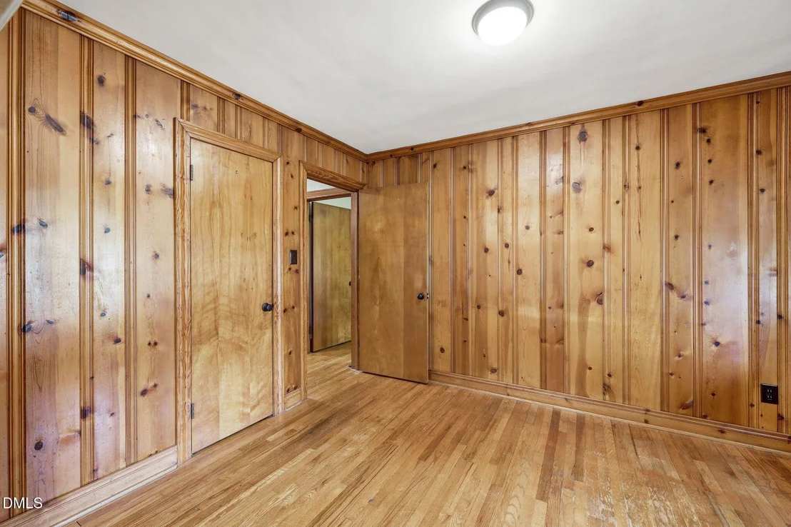 Photo of 213 Pine Tree Road