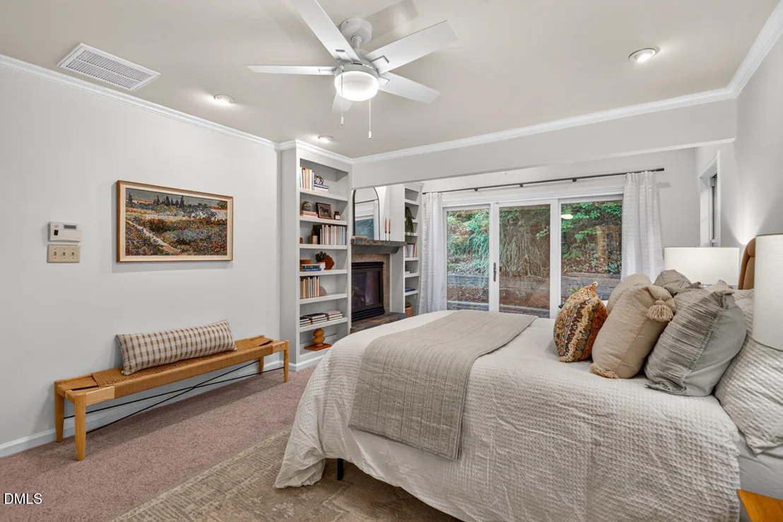 Photo of 2210 Parkside Drive