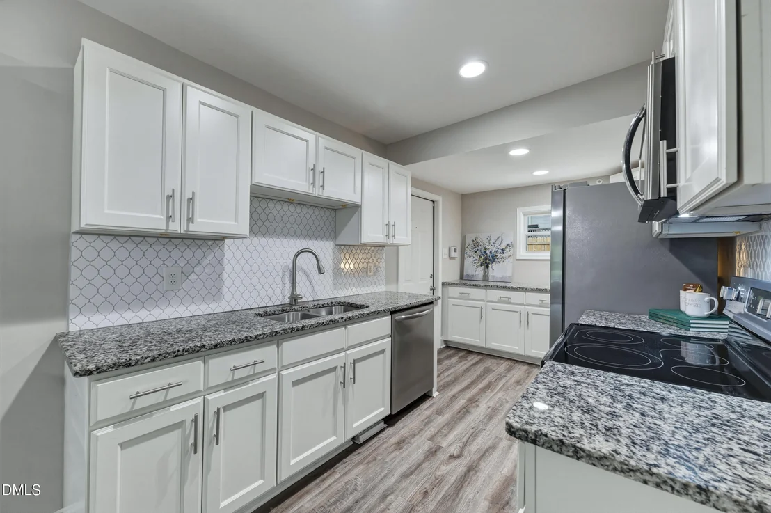 Photo of 503 E Juniper Avenue