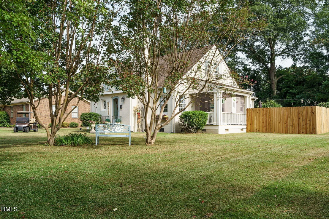 Photo of 316 W Parrish Drive