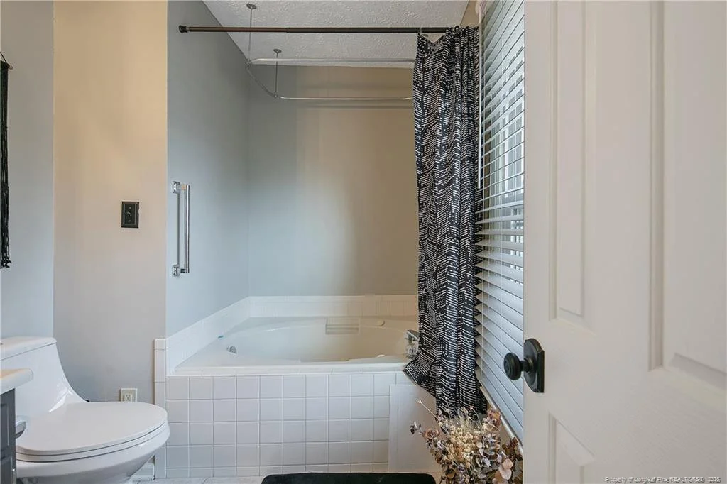 Photo of 6213 Streeter Drive