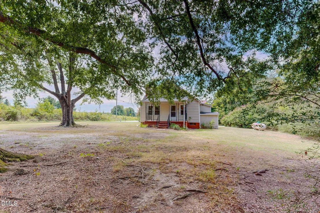 Photo of 151 Wrenon Avenue