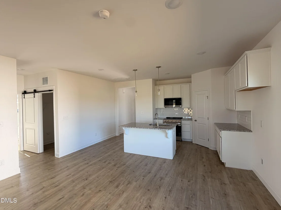 Photo of 121 Longfield Court