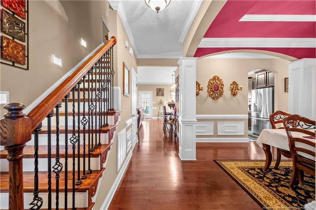 Photo of 605 Oakridge Drive