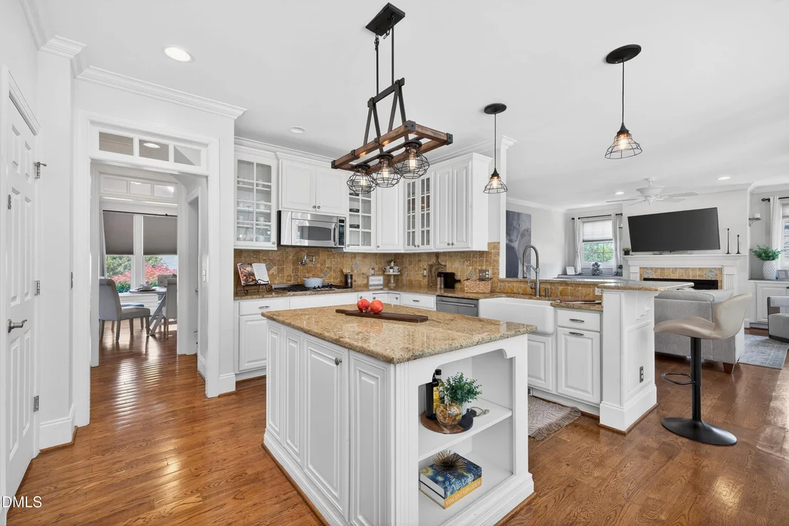 Photo of 945 Alden Bridge Drive