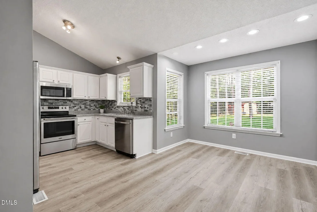 Photo of 130 Walton Circle