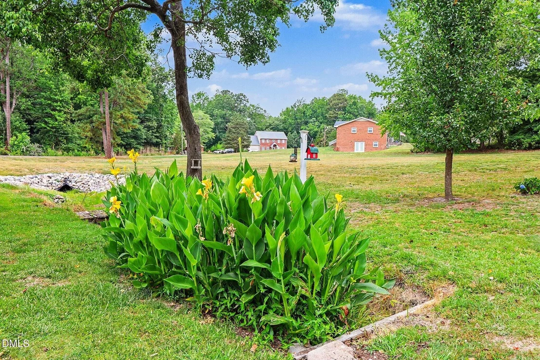 Photo of 409 Brown Circle