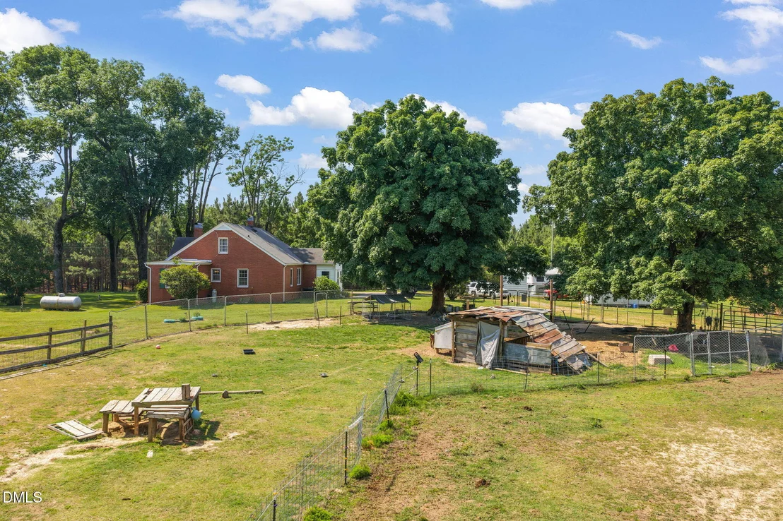 Photo of 5225 Satterwhite Point Road
