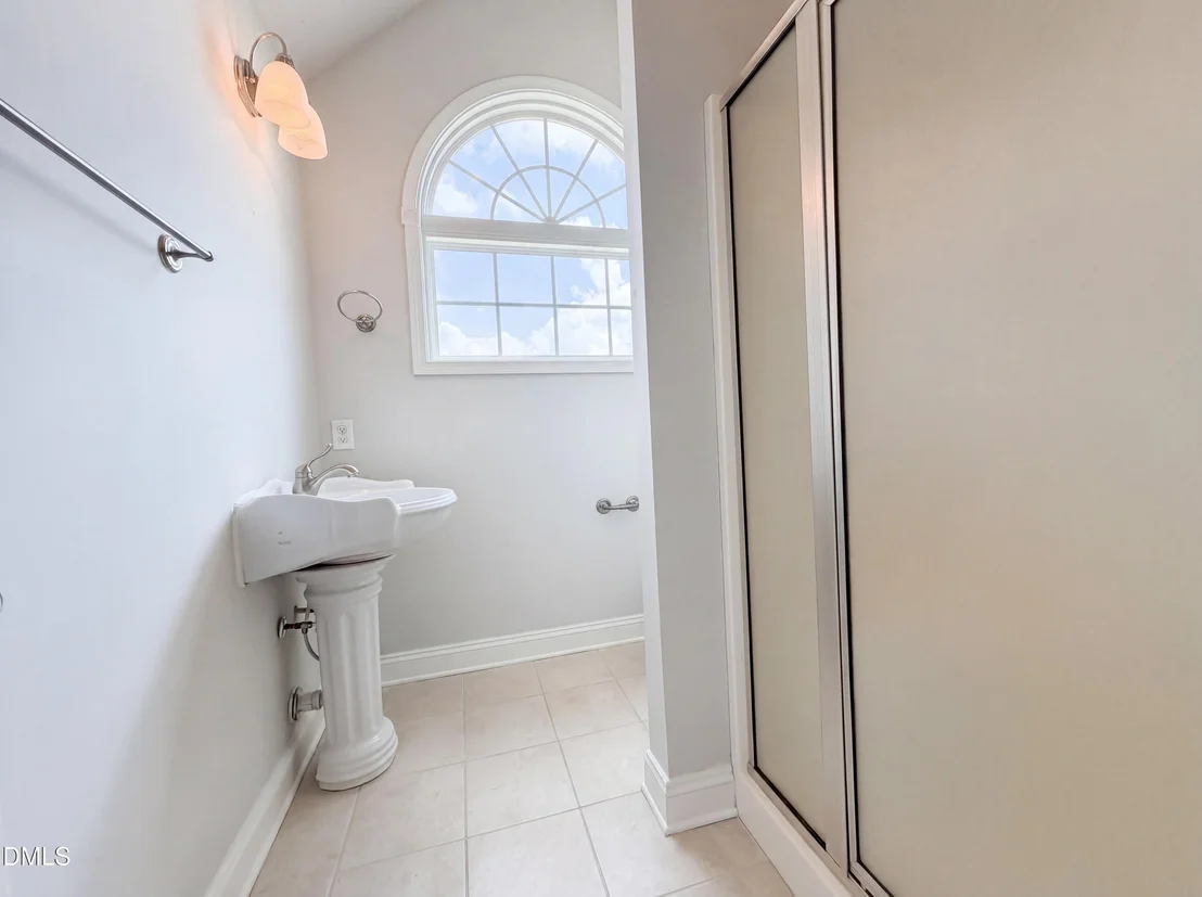 Photo of 824 Camwheel Drive