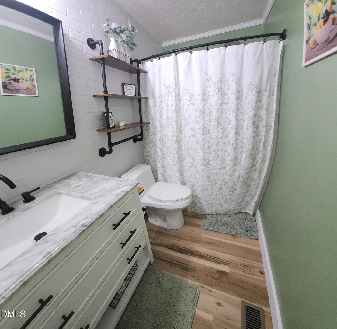 Photo of 3888 Meriwether Lane