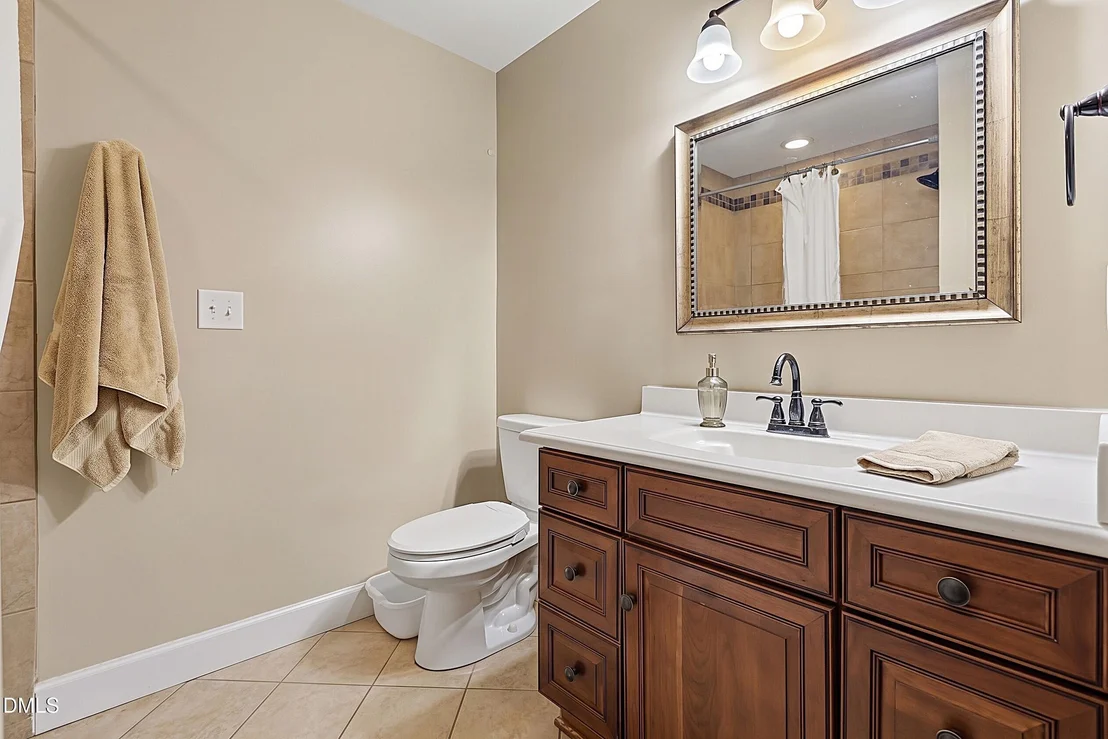 Photo of 4105 Yadkin Drive