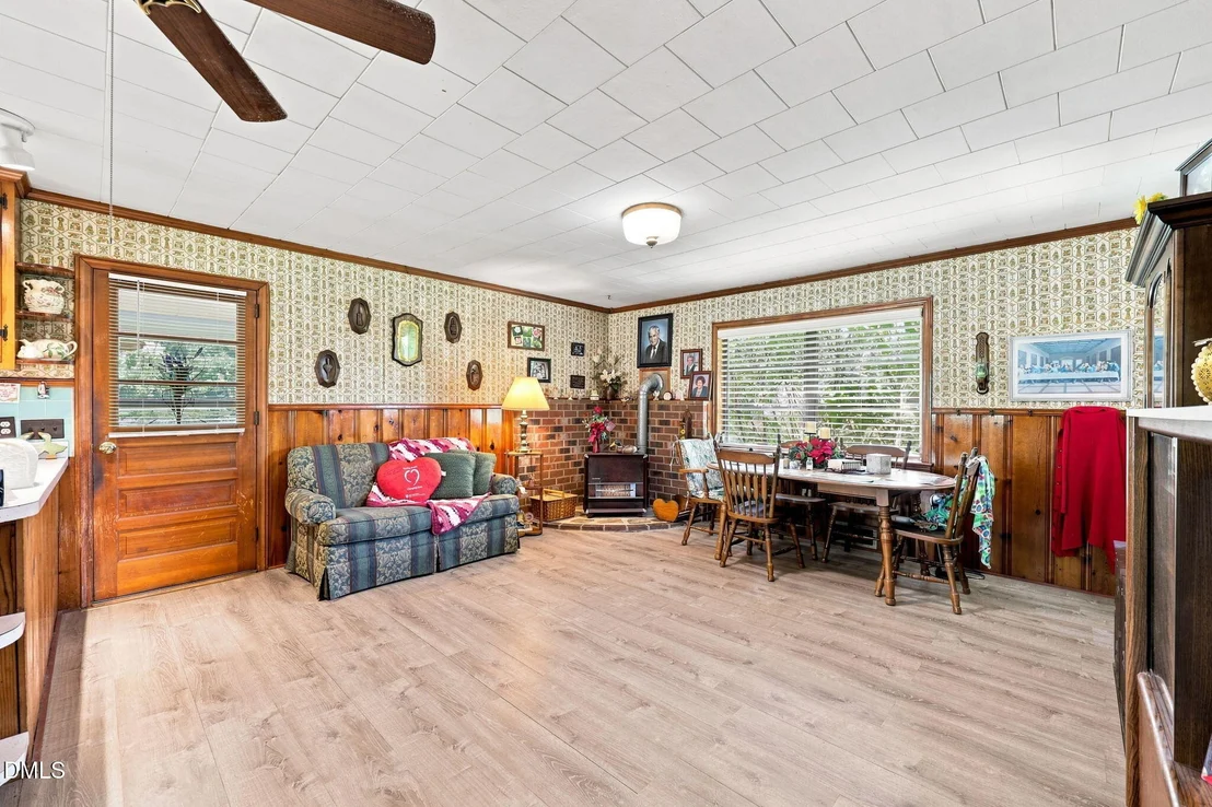 Photo of 1700 Parham Drive