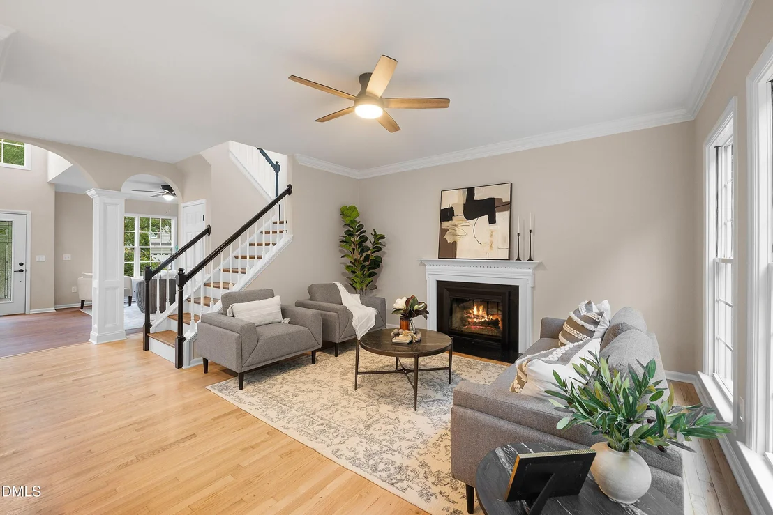 Photo of 711 Midsummer Lane