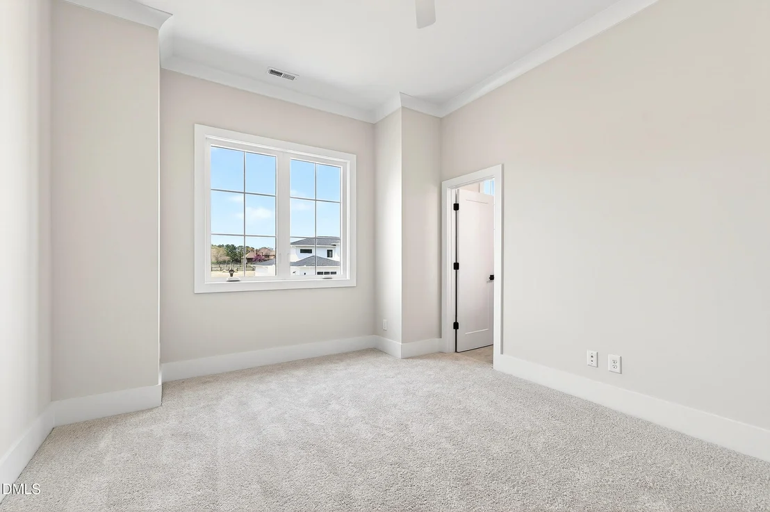 Photo of 688 Lynch Road