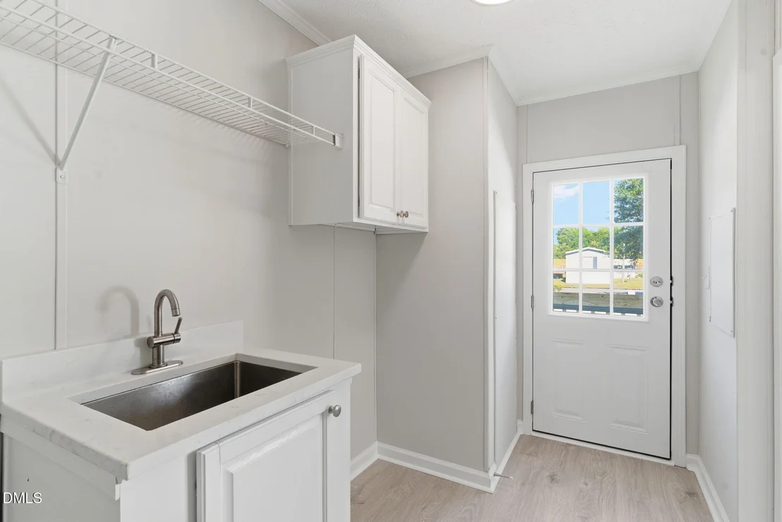 Photo of 9929 Old Mill Road NE