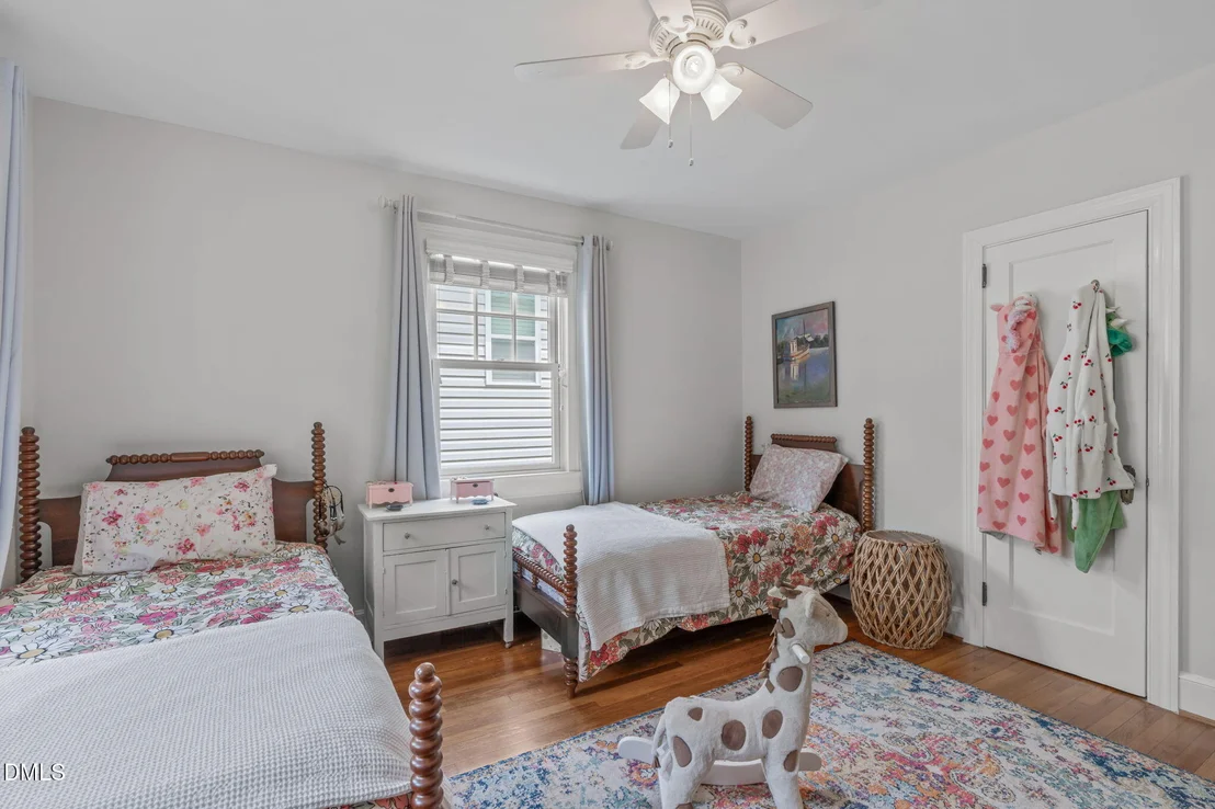 Photo of 2111 Pershing Street