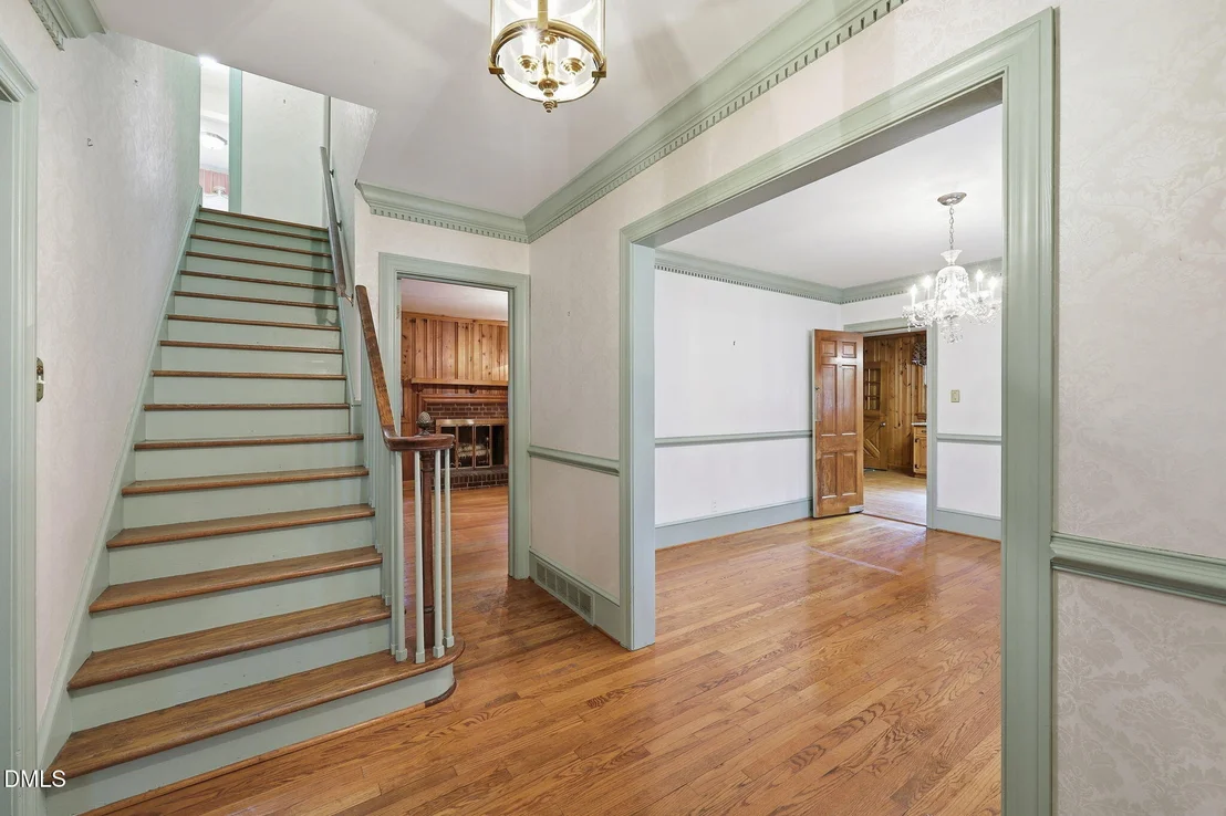 Photo of 212 Hillcrest Drive