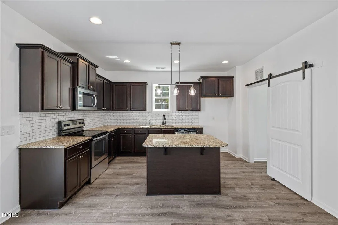 Photo of 324 Chamberlain Drive