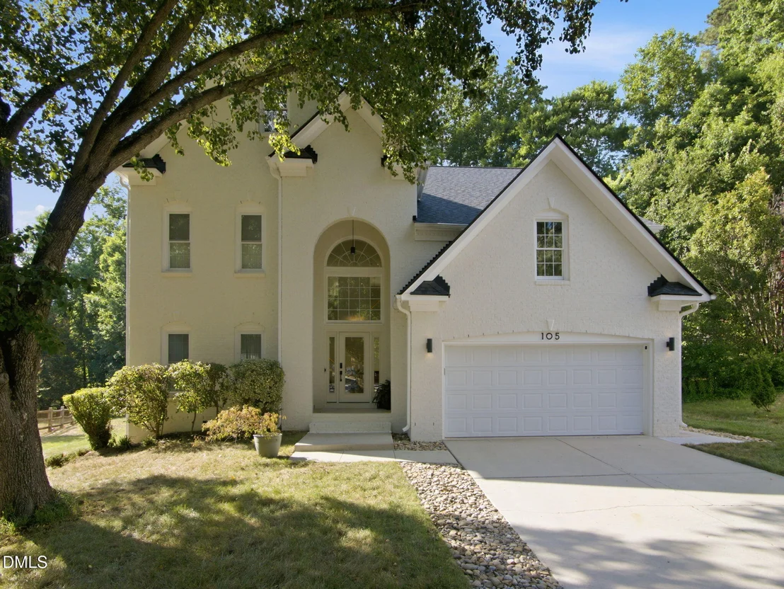 Photo of 105 Warson Court