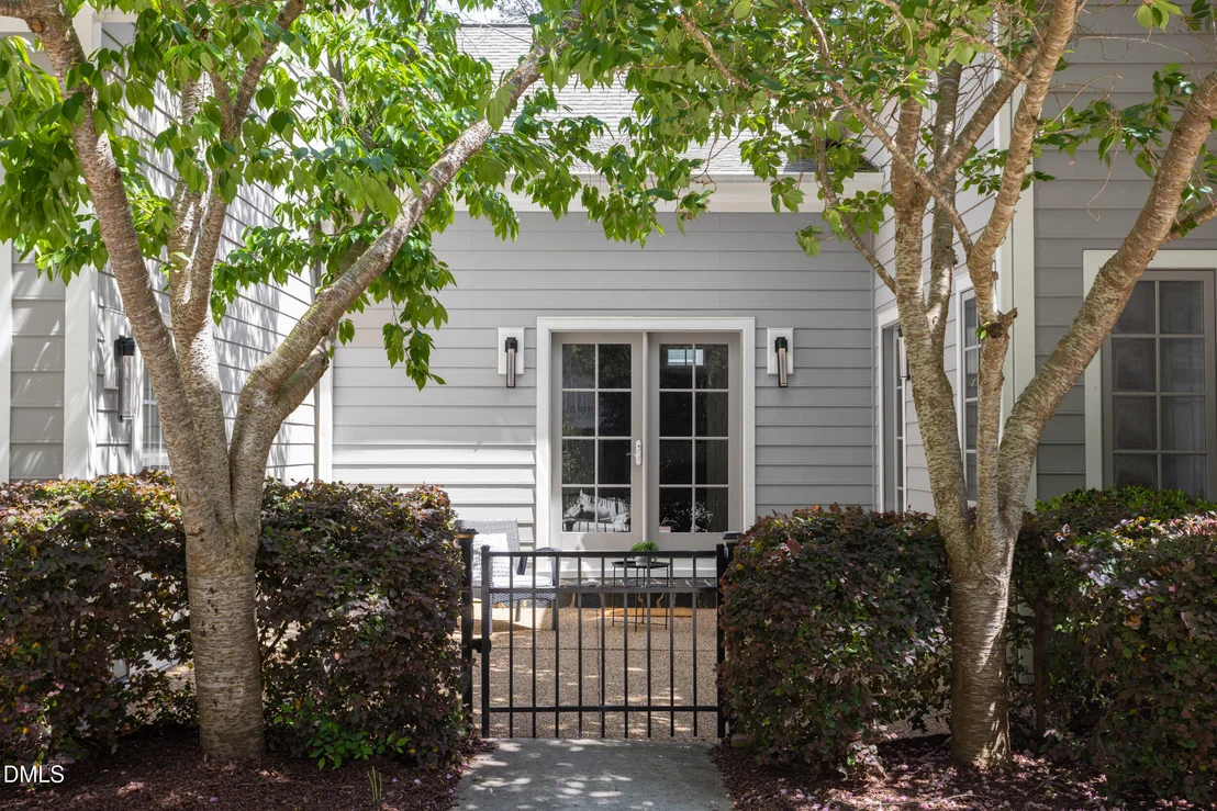 Photo of 3611 Rugby Road