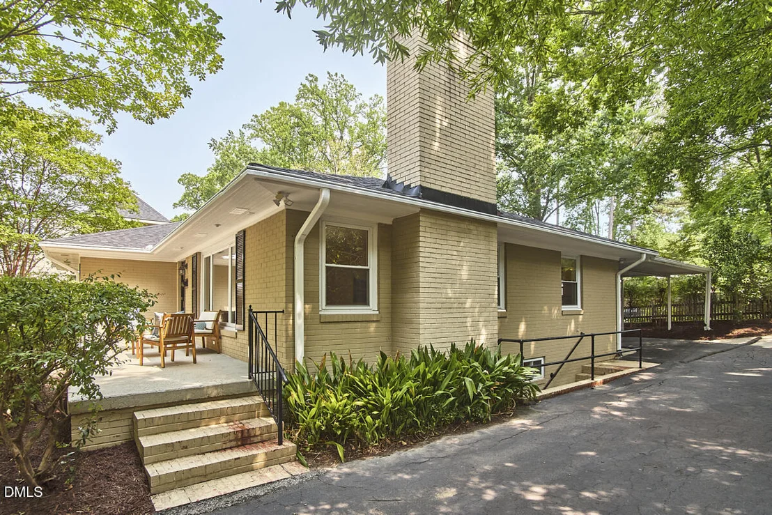 Photo of 118 Forestwood Drive
