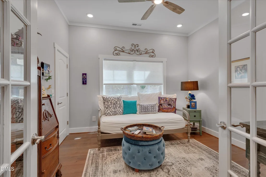 Photo of 4945 Thomas Road