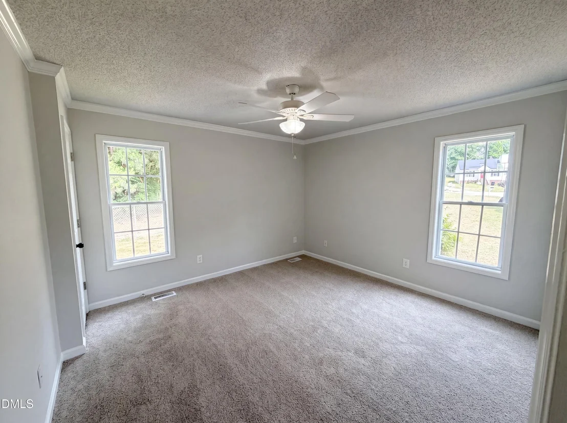 Photo of 1024 Laurel Leaf Road